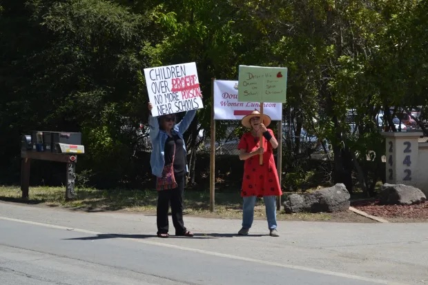 protest against driscolls organic